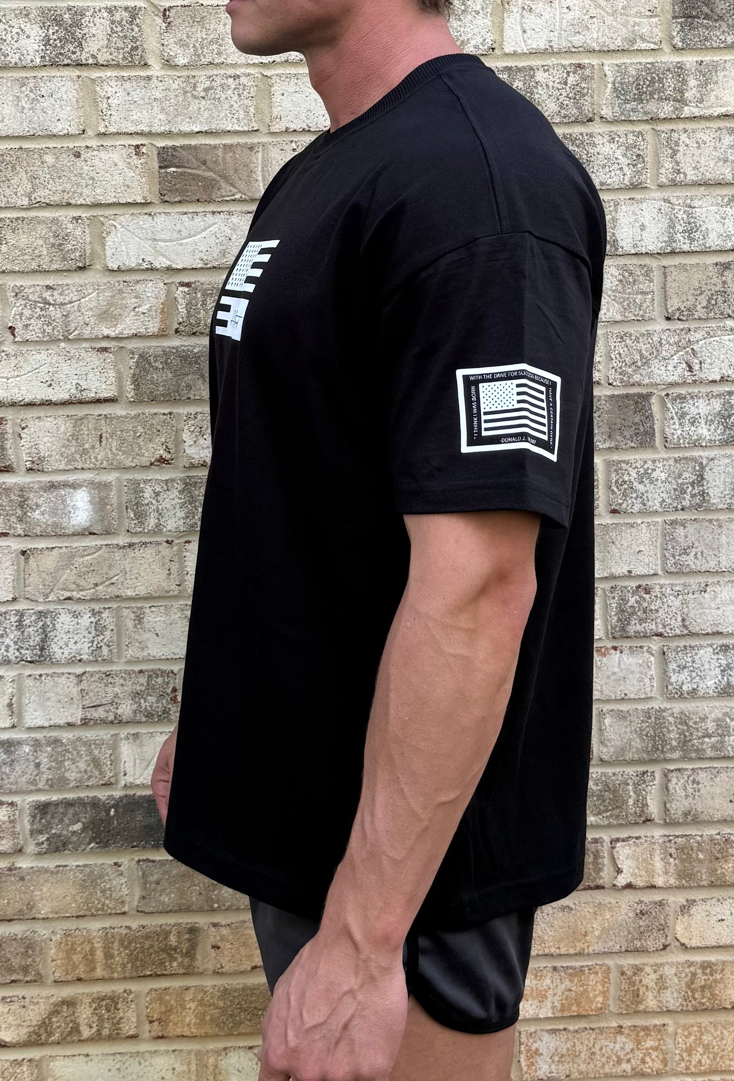 American Patriot Oversized Heavyweight T-Shirt – Black Premium USA Flag Tee for Men | Sustainable, Laid-Back Fit